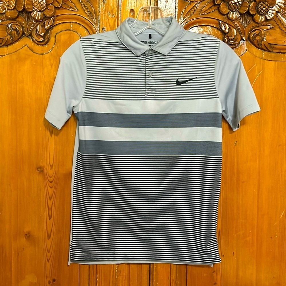Nike Golf Fri-Fit (men’s small) Collared Polo Shirt